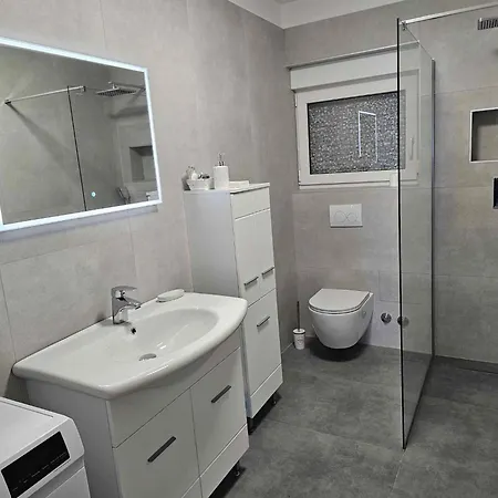 Apartment In 34125 Opatija